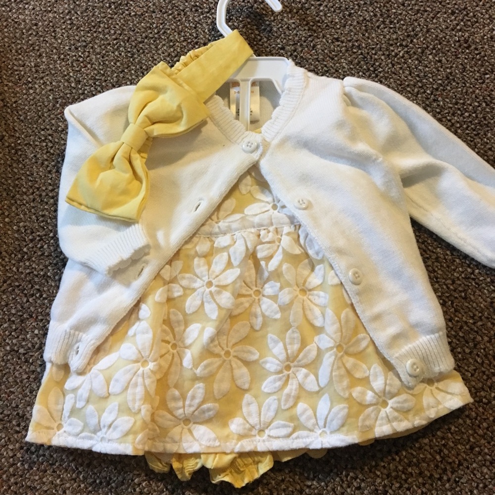 Baby girl yellow dress outfit